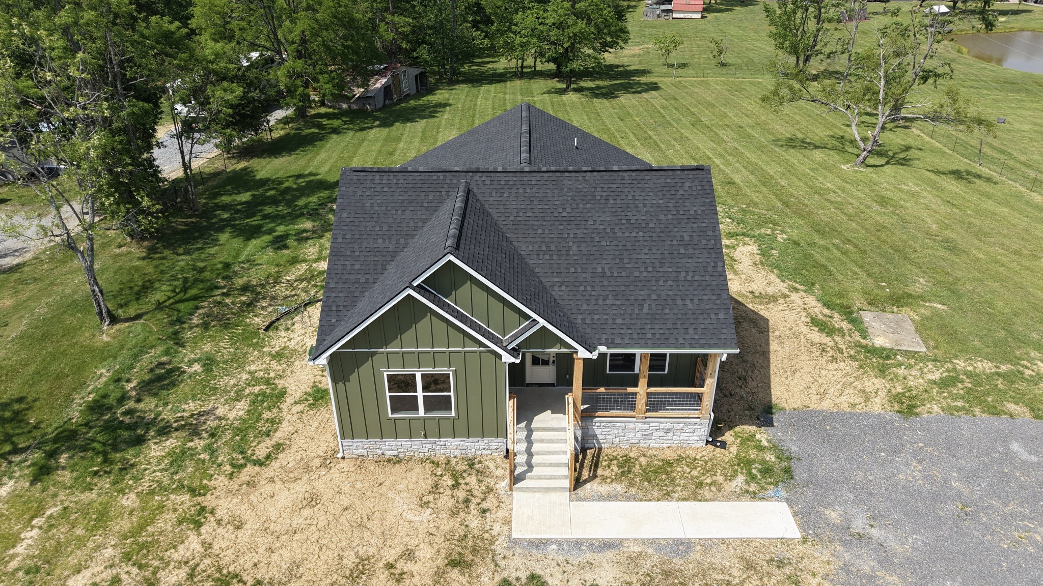 181 Rock House Hollow Road Bethpage TN 37022