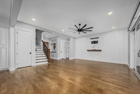 5296 Cross Plains Road White House TN 37188
