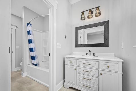 5296 Cross Plains Road White House TN 37188