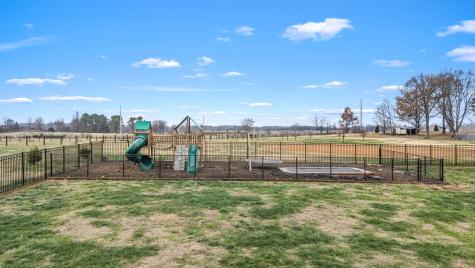 5296 Cross Plains Road White House TN 37188