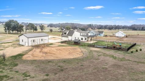 5296 Cross Plains Road White House TN 37188