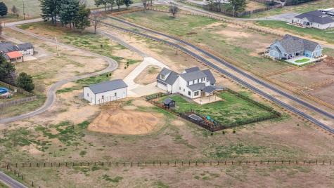 5296 Cross Plains Road White House TN 37188