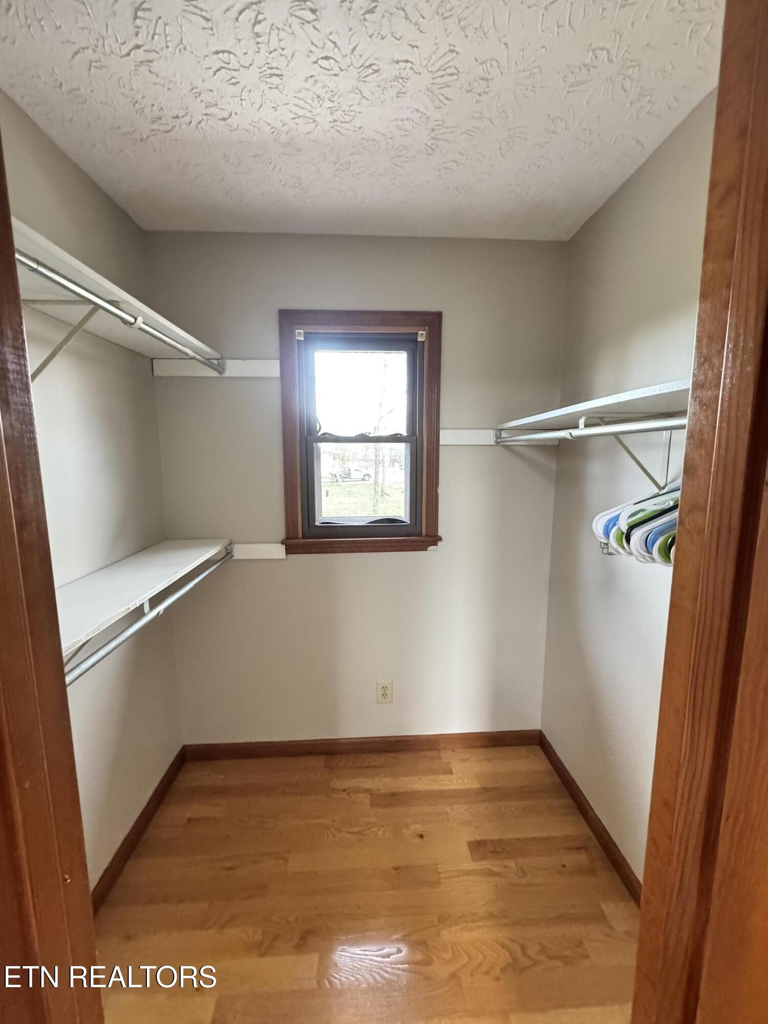 5519 S York Highway Grimsley TN 38565