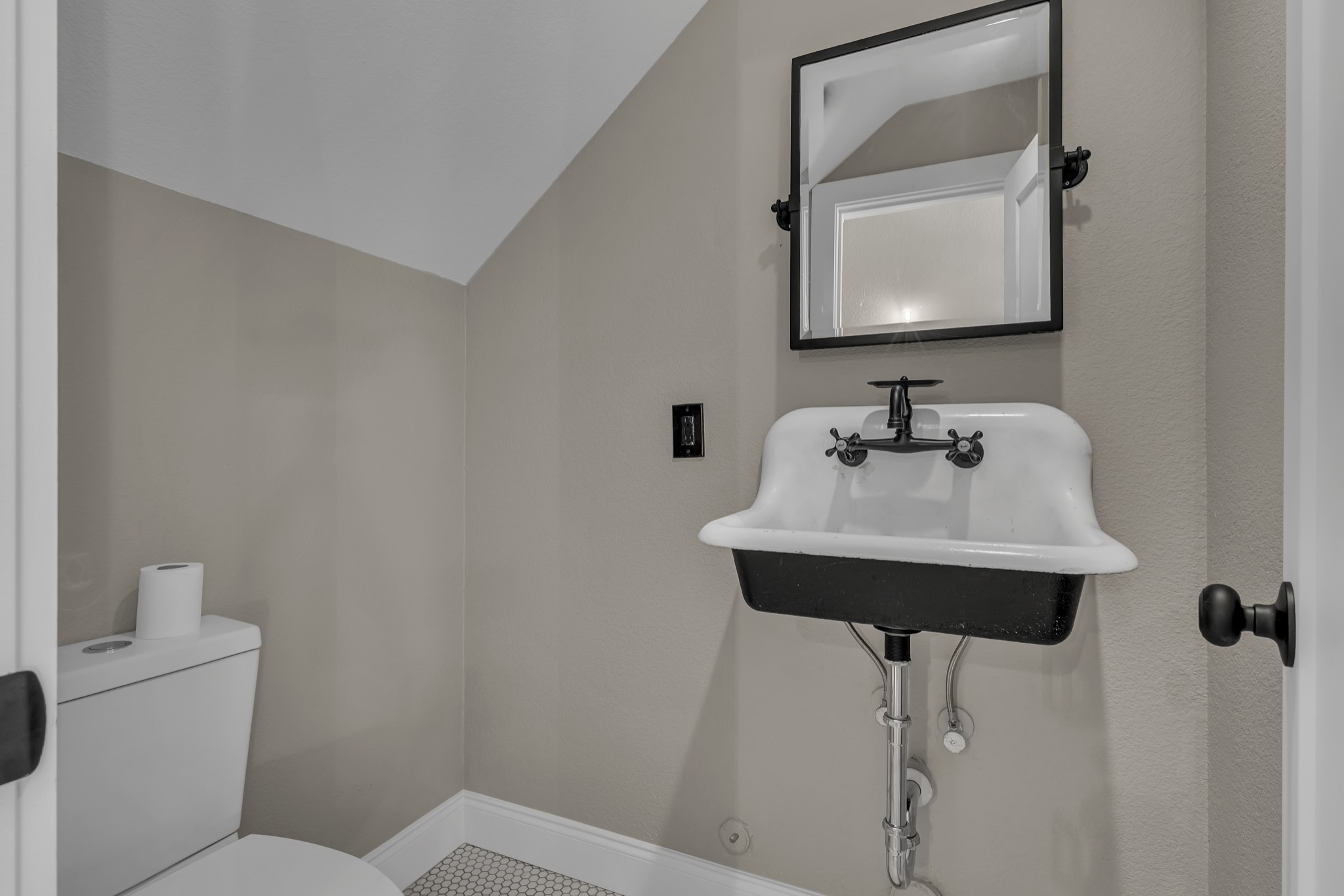 105 W Jackson Avenue Knoxville TN 37902