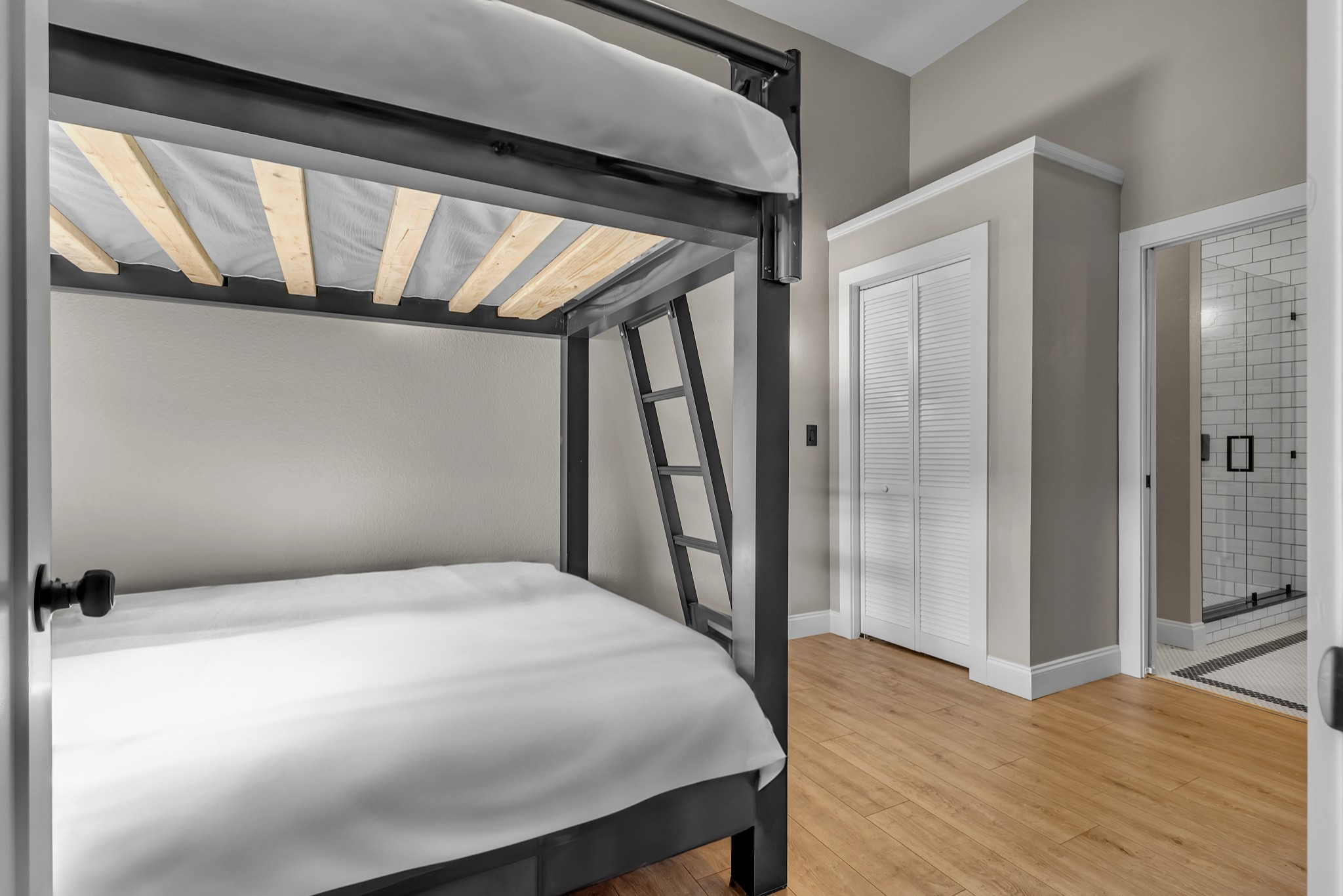 105 W Jackson Avenue Knoxville TN 37902