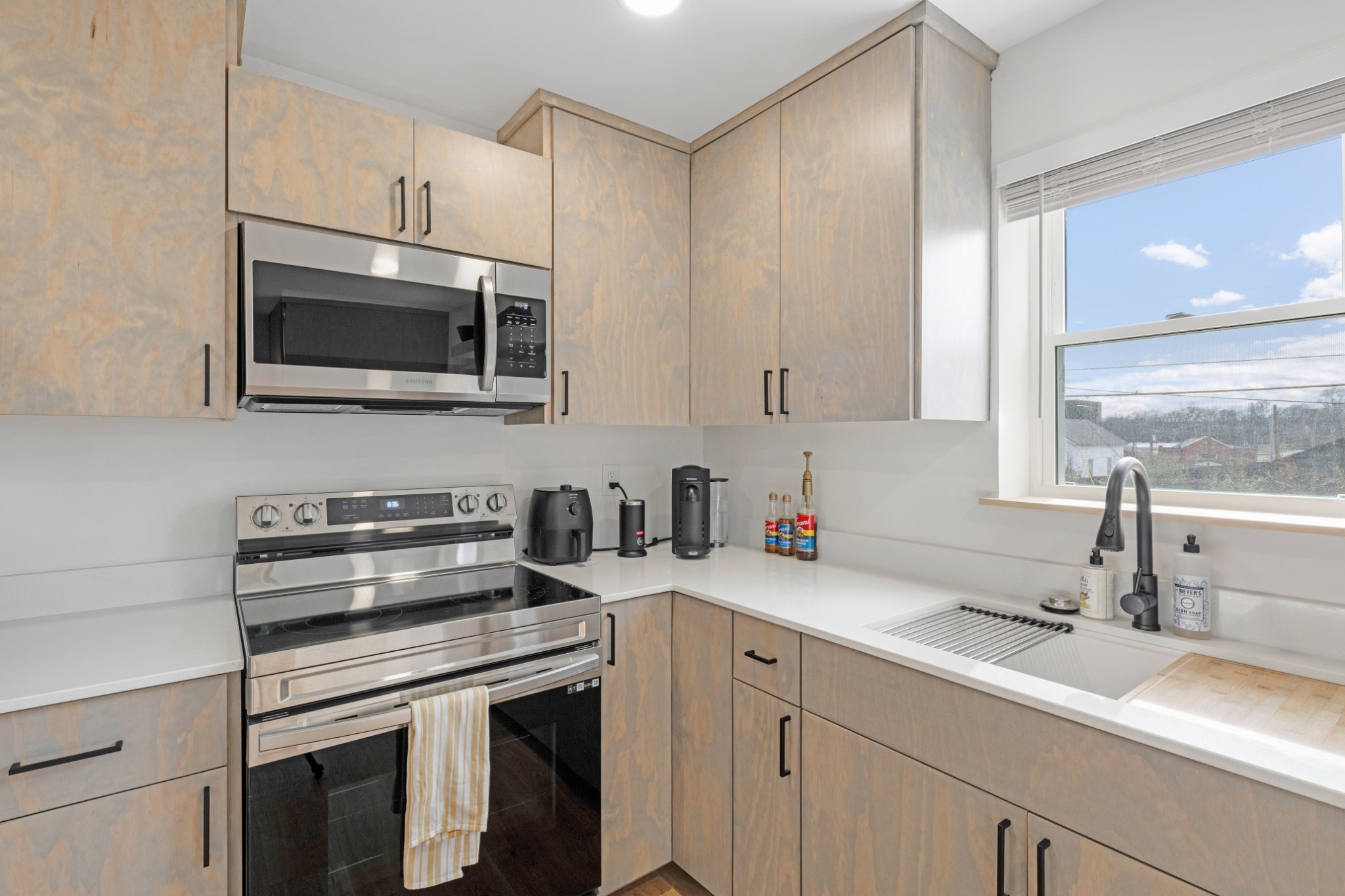 1267 John Street Nashville TN 37210