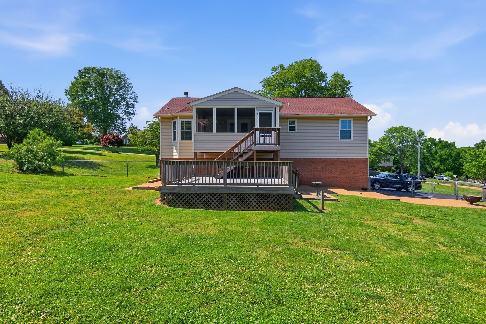 206 Brookhaven Drive Columbia TN 38401