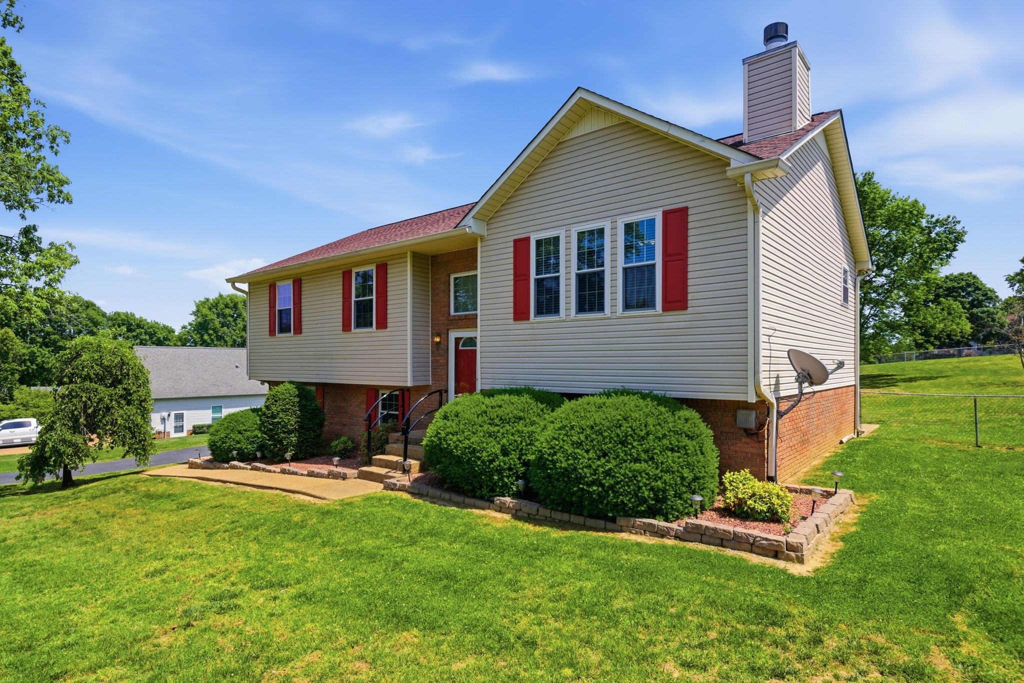 206 Brookhaven Drive Columbia TN 38401