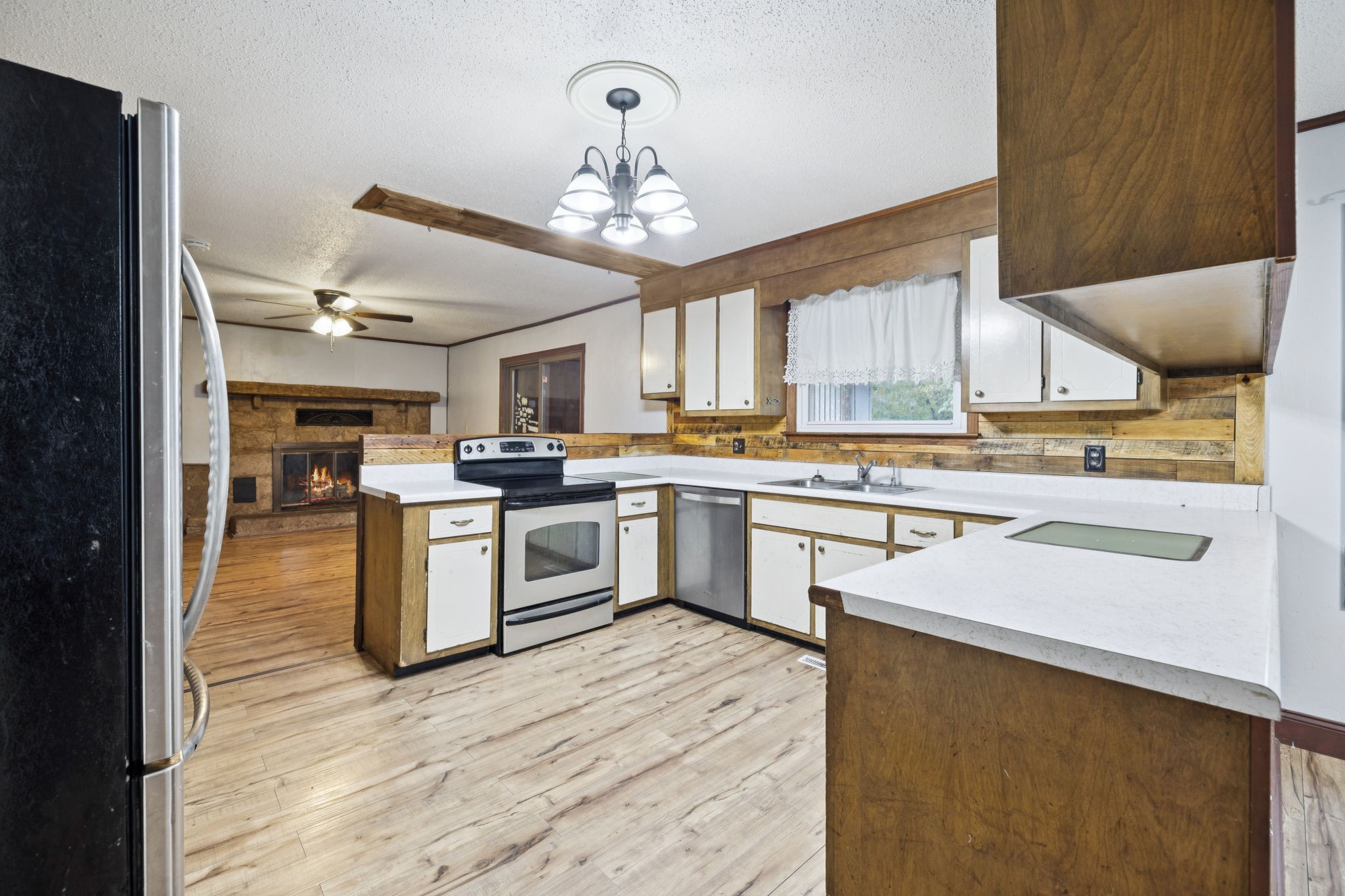1070 Steel Springs Road Clarksville TN 37040