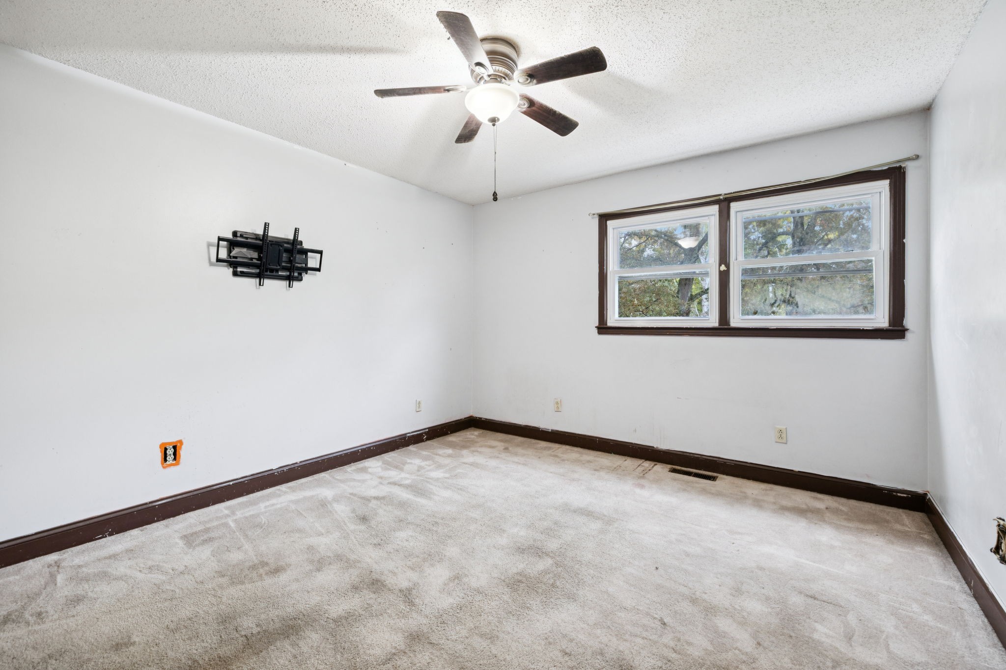 1070 Steel Springs Road Clarksville TN 37040