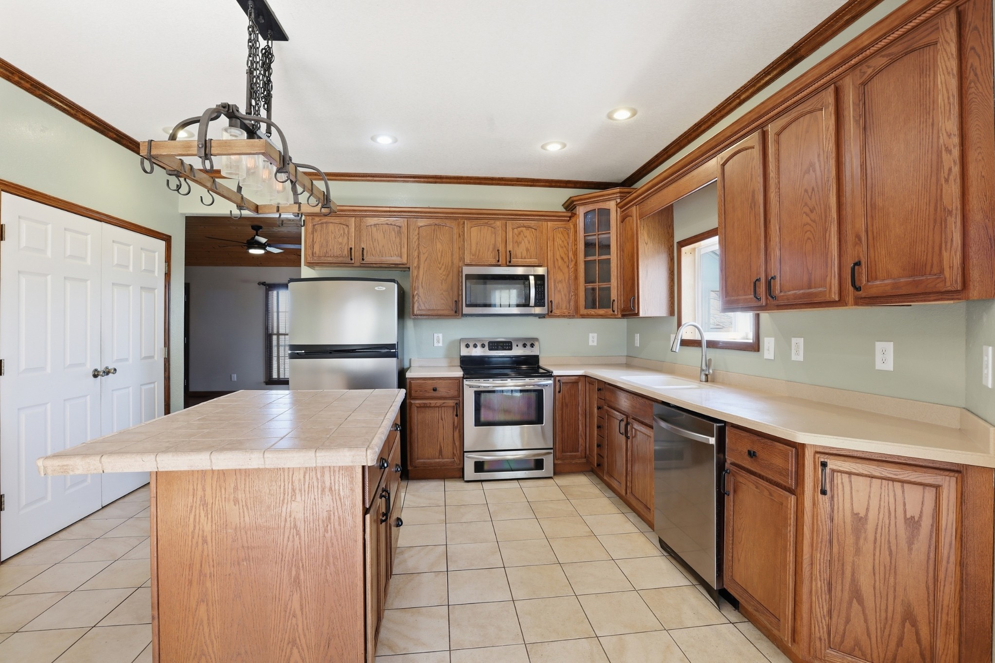 450 Drowning Creek Road Crossville TN 38571
