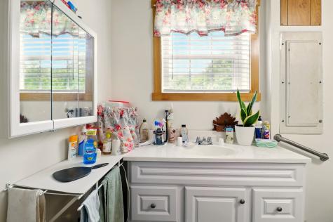 1142 Maxwell Road Belvidere TN 37306