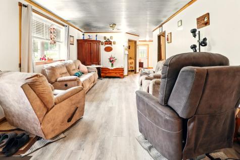 1142 Maxwell Road Belvidere TN 37306