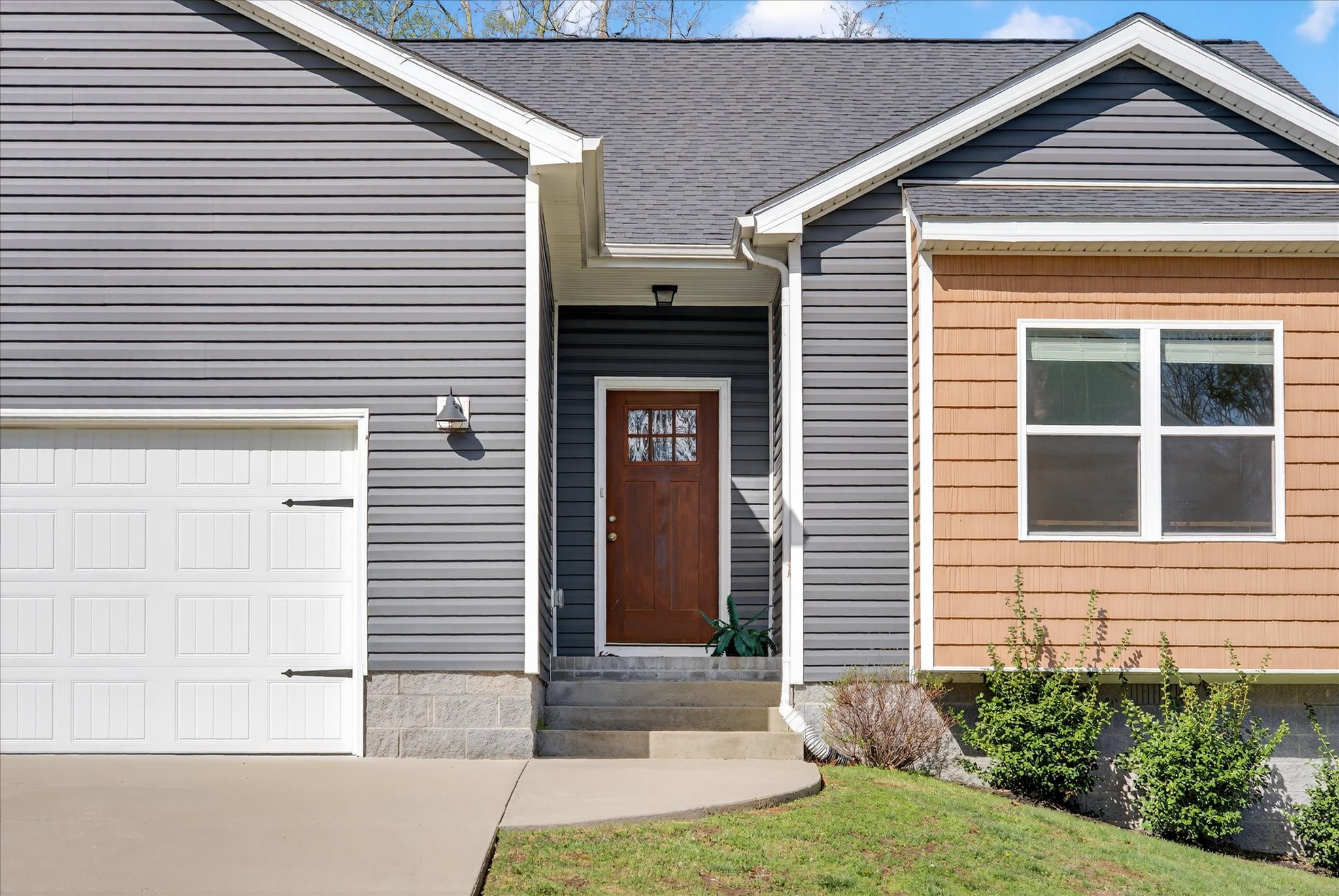 1384 Sussex Drive Clarksville TN 37042