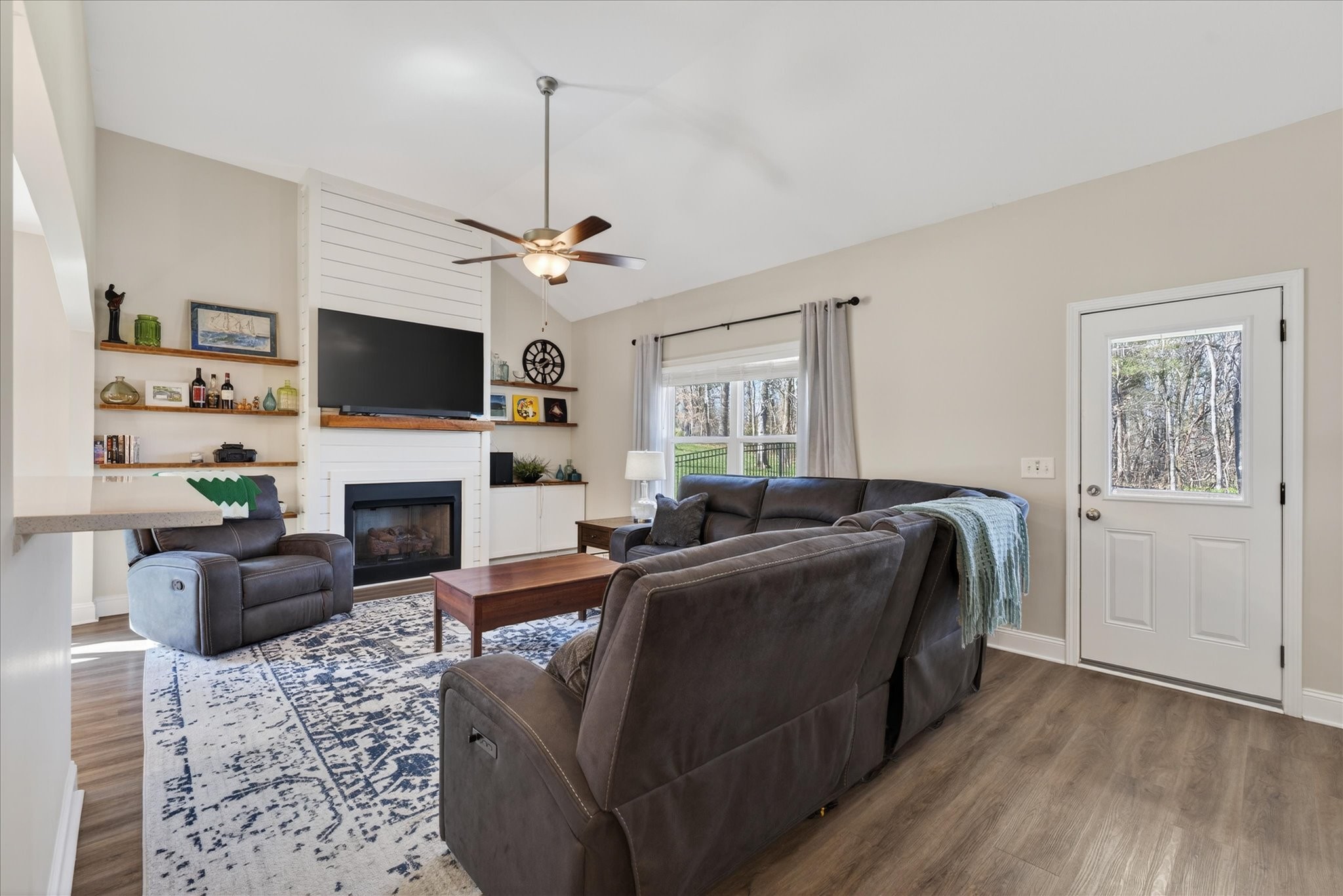 1384 Sussex Drive Clarksville TN 37042