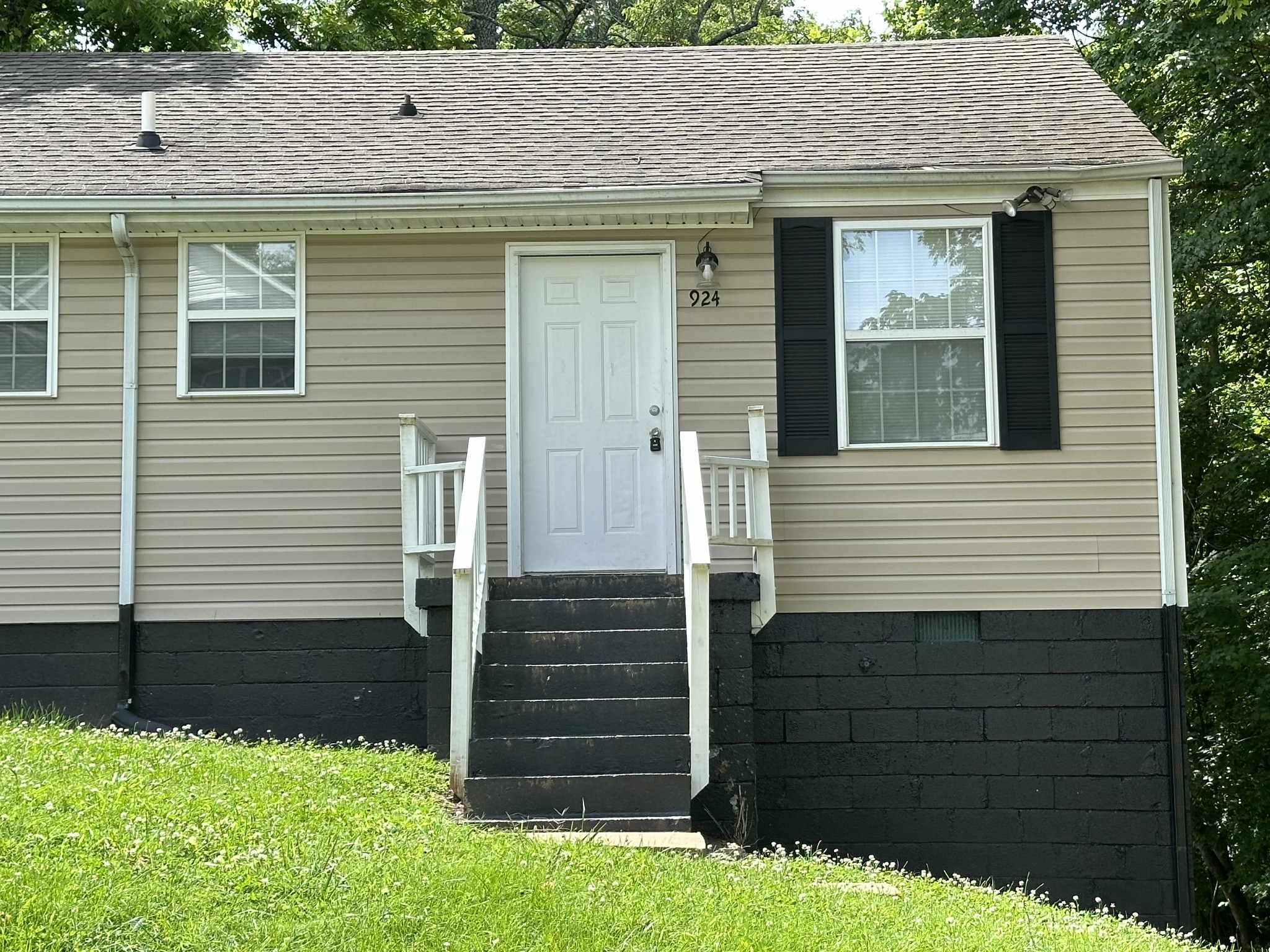 924 Woody Hills Drive Clarksville TN 37040
