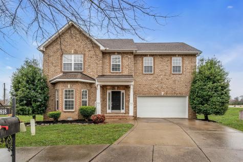 818 W Sagewood Drive Gallatin TN 37066