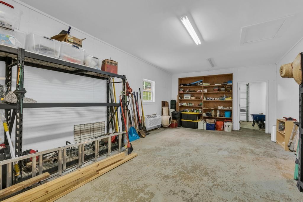 2193 Tollisontown Road Sparta TN 38583