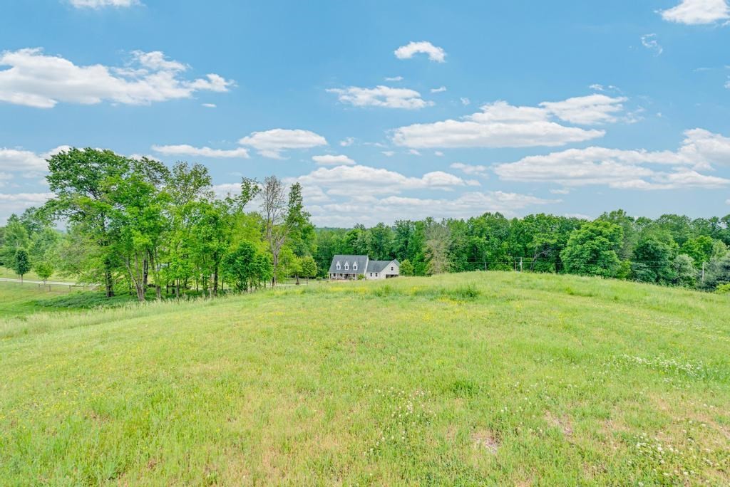 2193 Tollisontown Road Sparta TN 38583