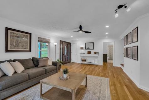 2193 Tollisontown Road Sparta TN 38583