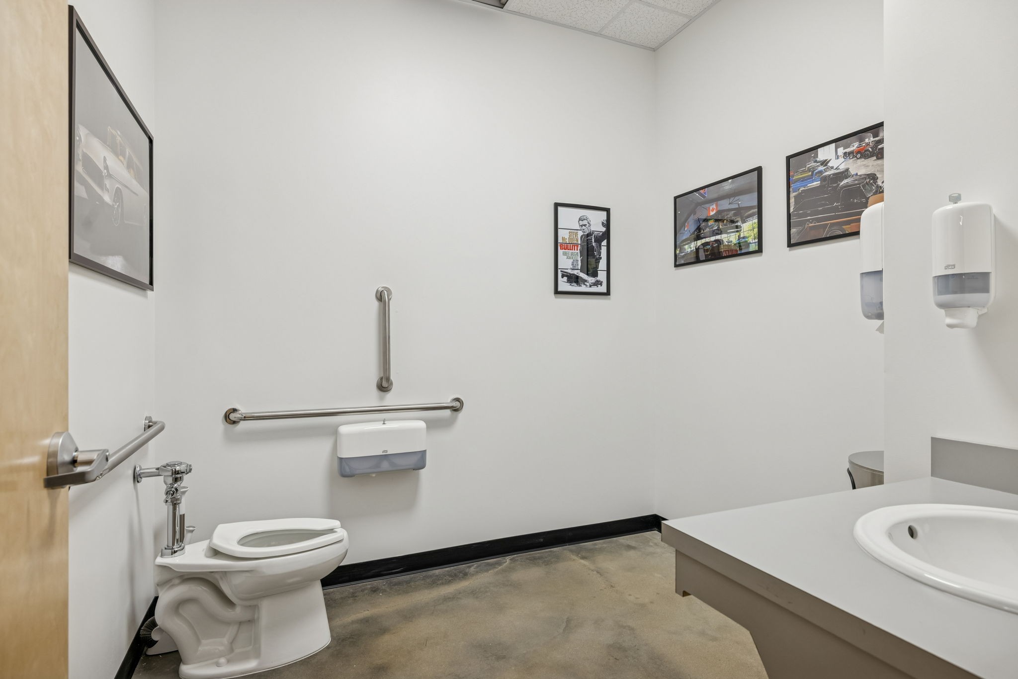 702 Woodland Street Columbia TN 38401