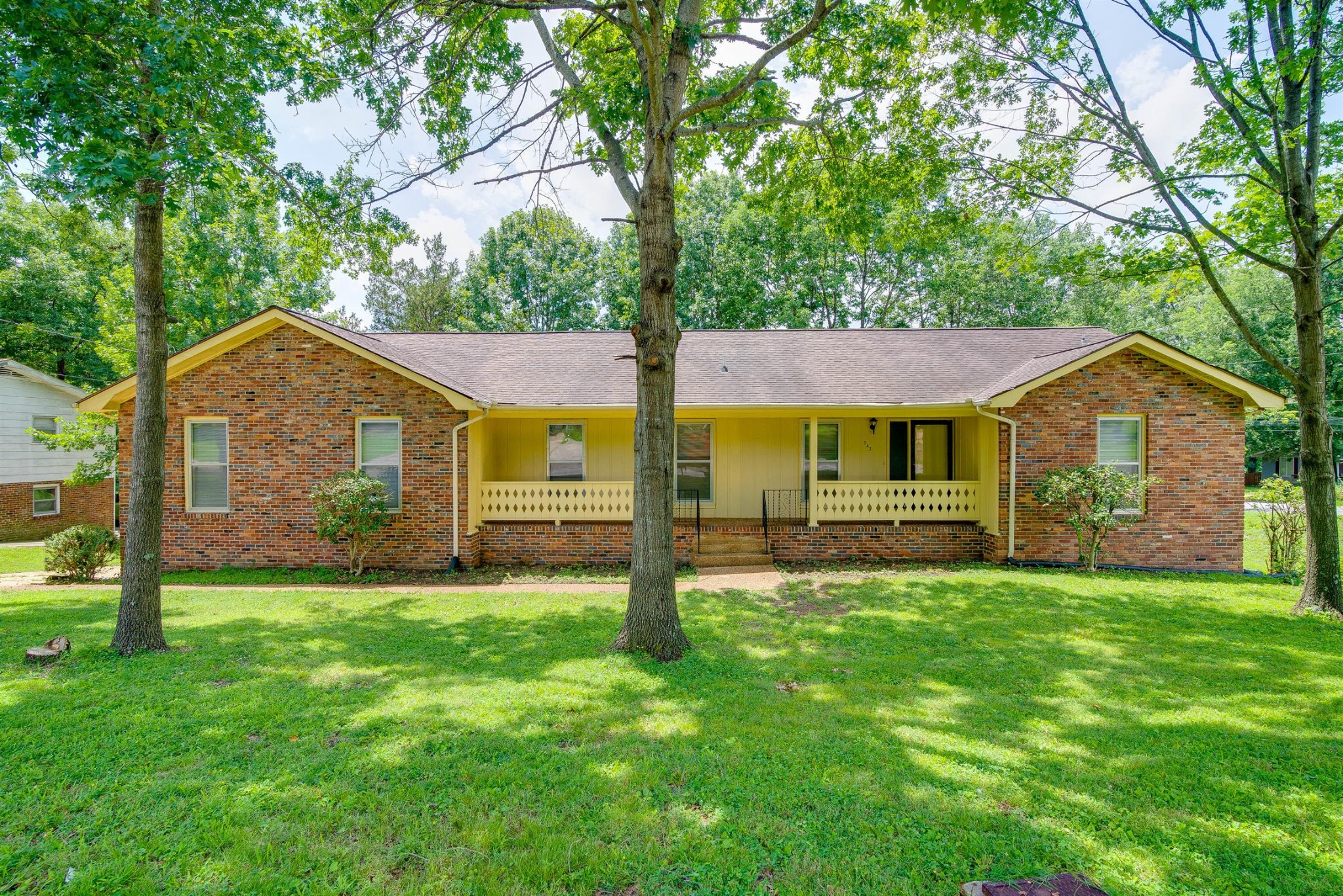 545 Castlegate Drive Nashville TN 37217