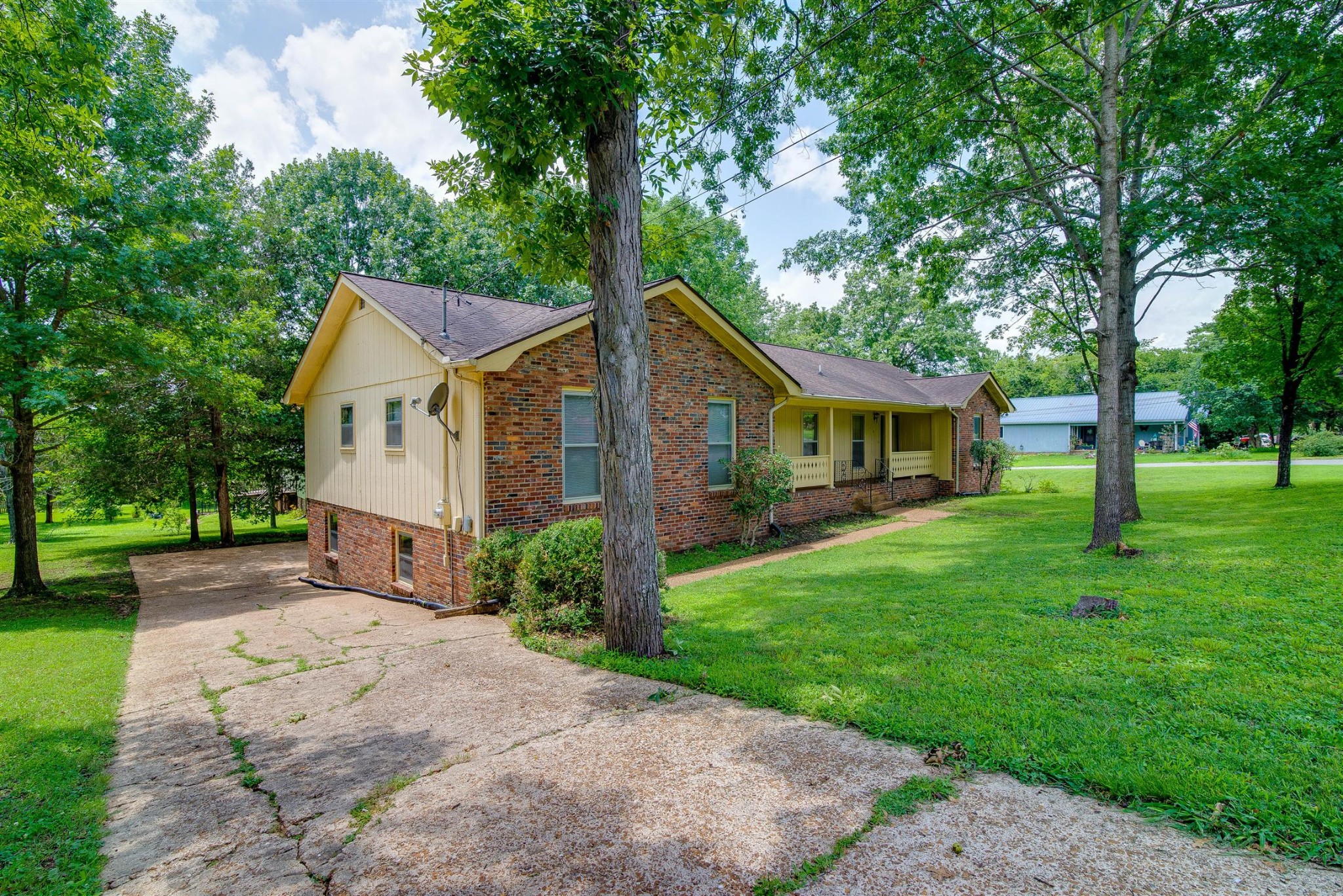 545 Castlegate Drive Nashville TN 37217
