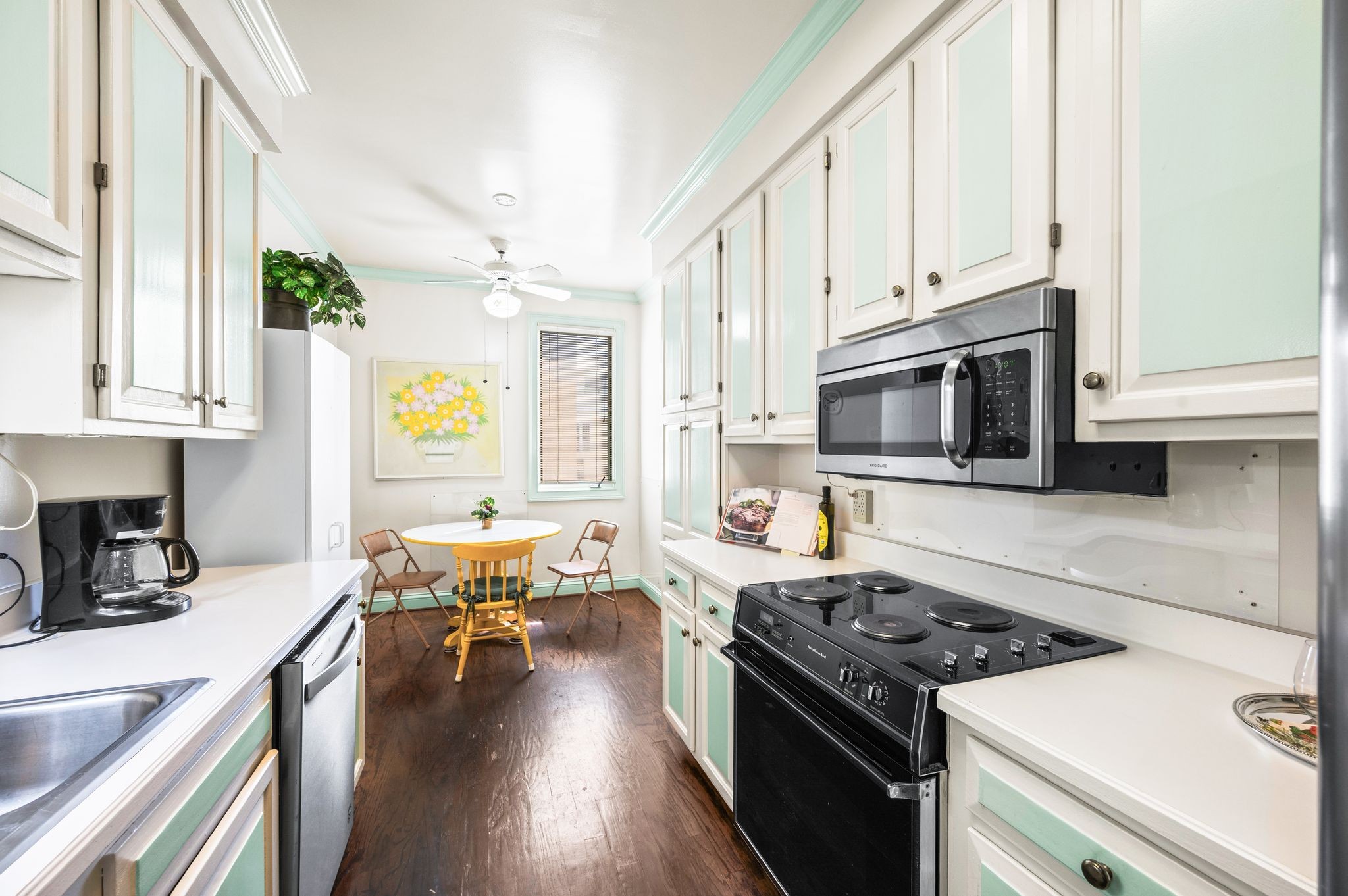 3733 West End Avenue Nashville TN 37205