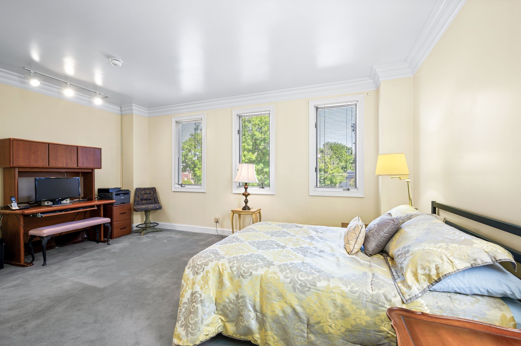 3733 West End Avenue Nashville TN 37205