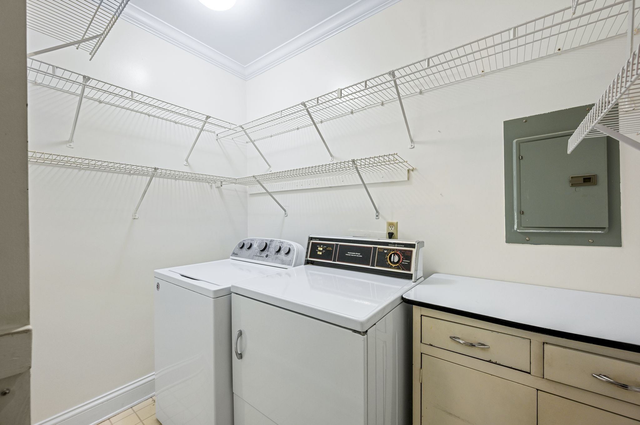 3733 West End Avenue Nashville TN 37205