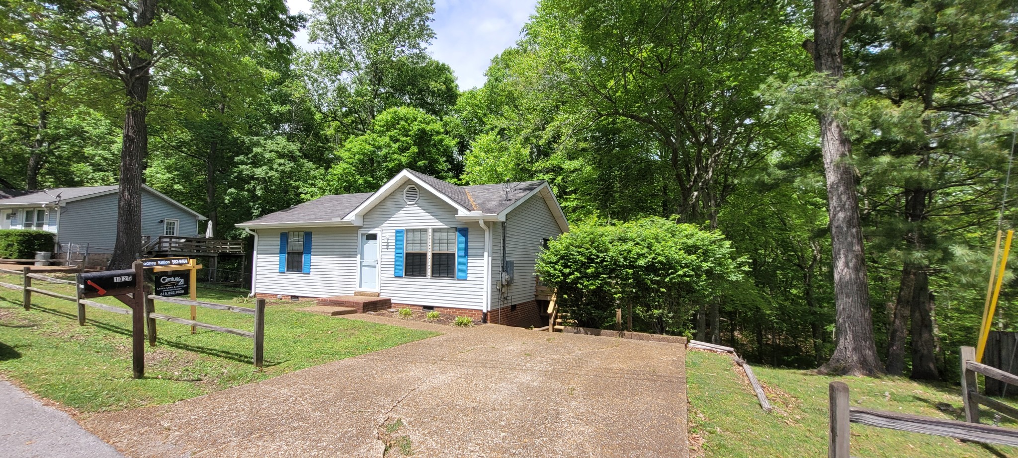 1025 Hollis Lane White House TN 37188