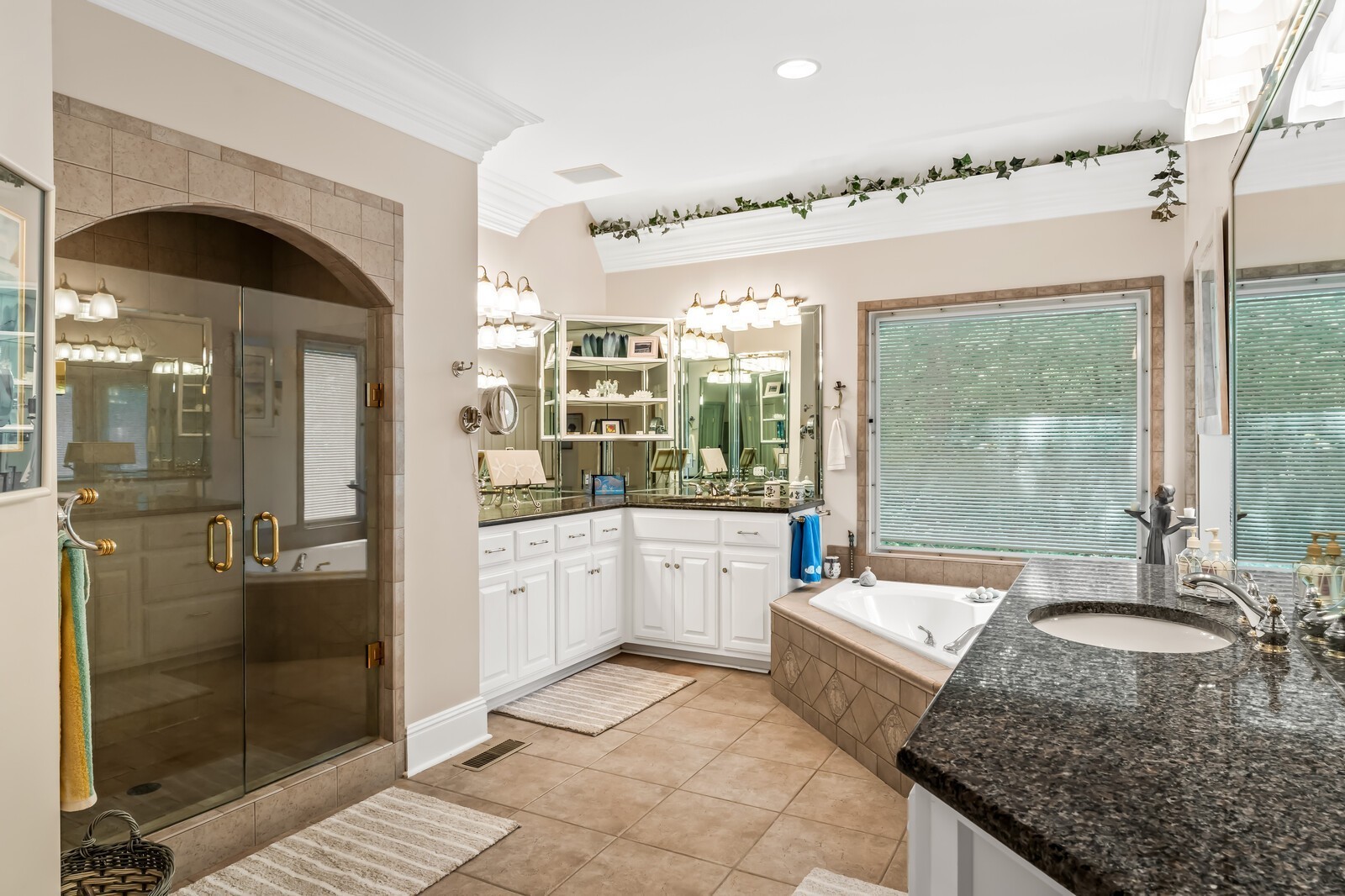 415 Cooksey Batson Road Charlotte TN 37036