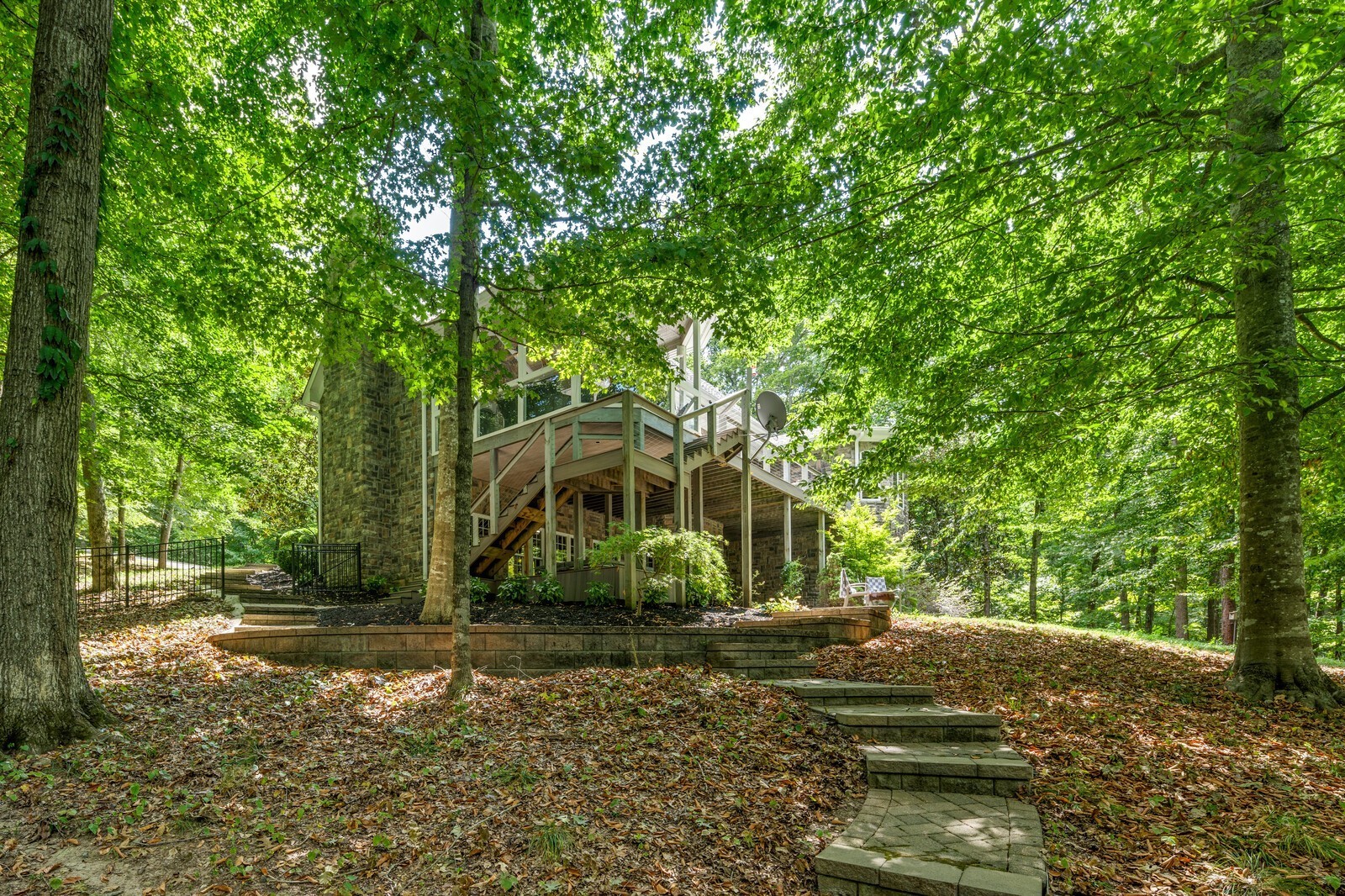 415 Cooksey Batson Road Charlotte TN 37036