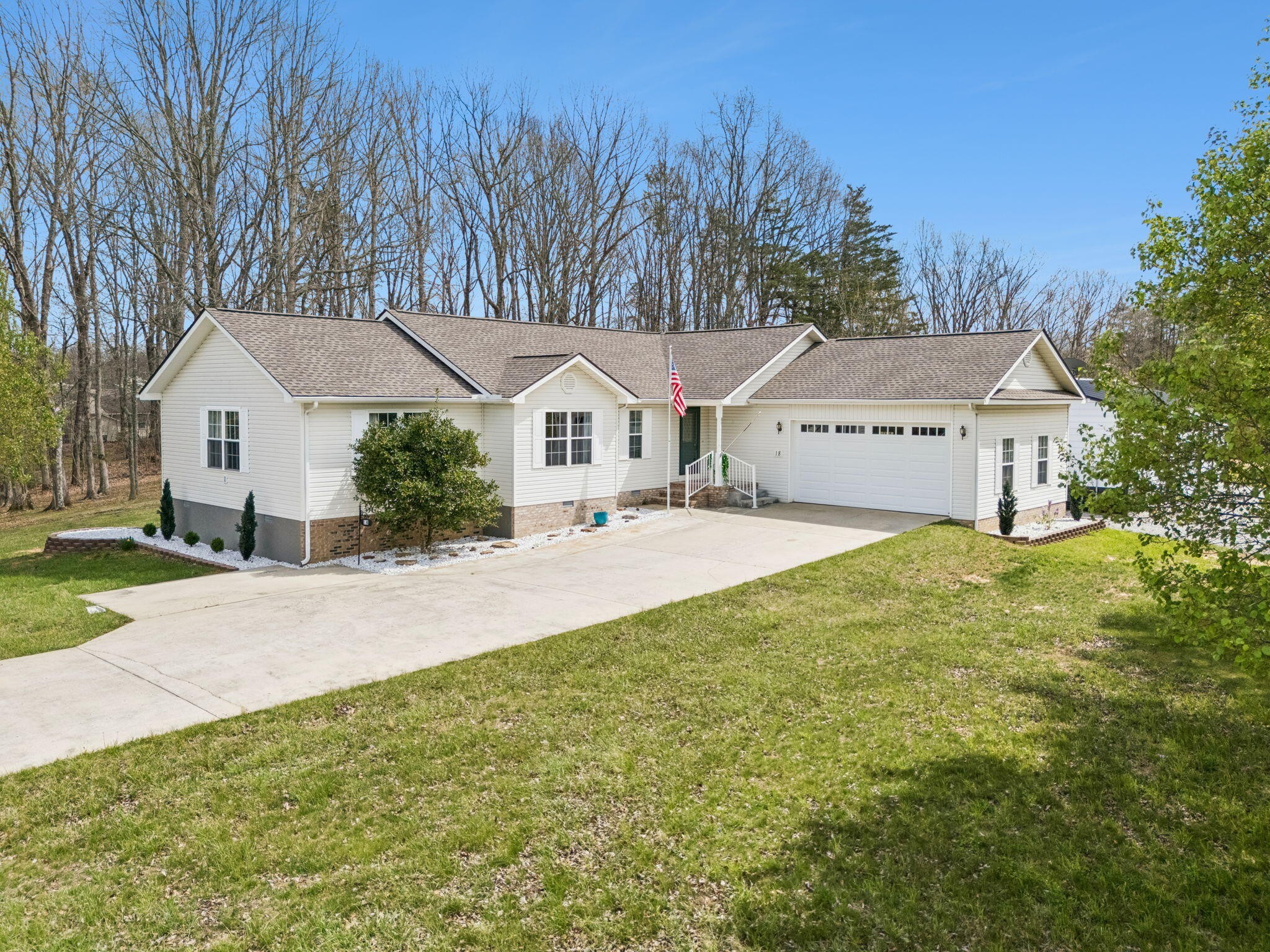 18 Sundown Lane Crossville TN 38571