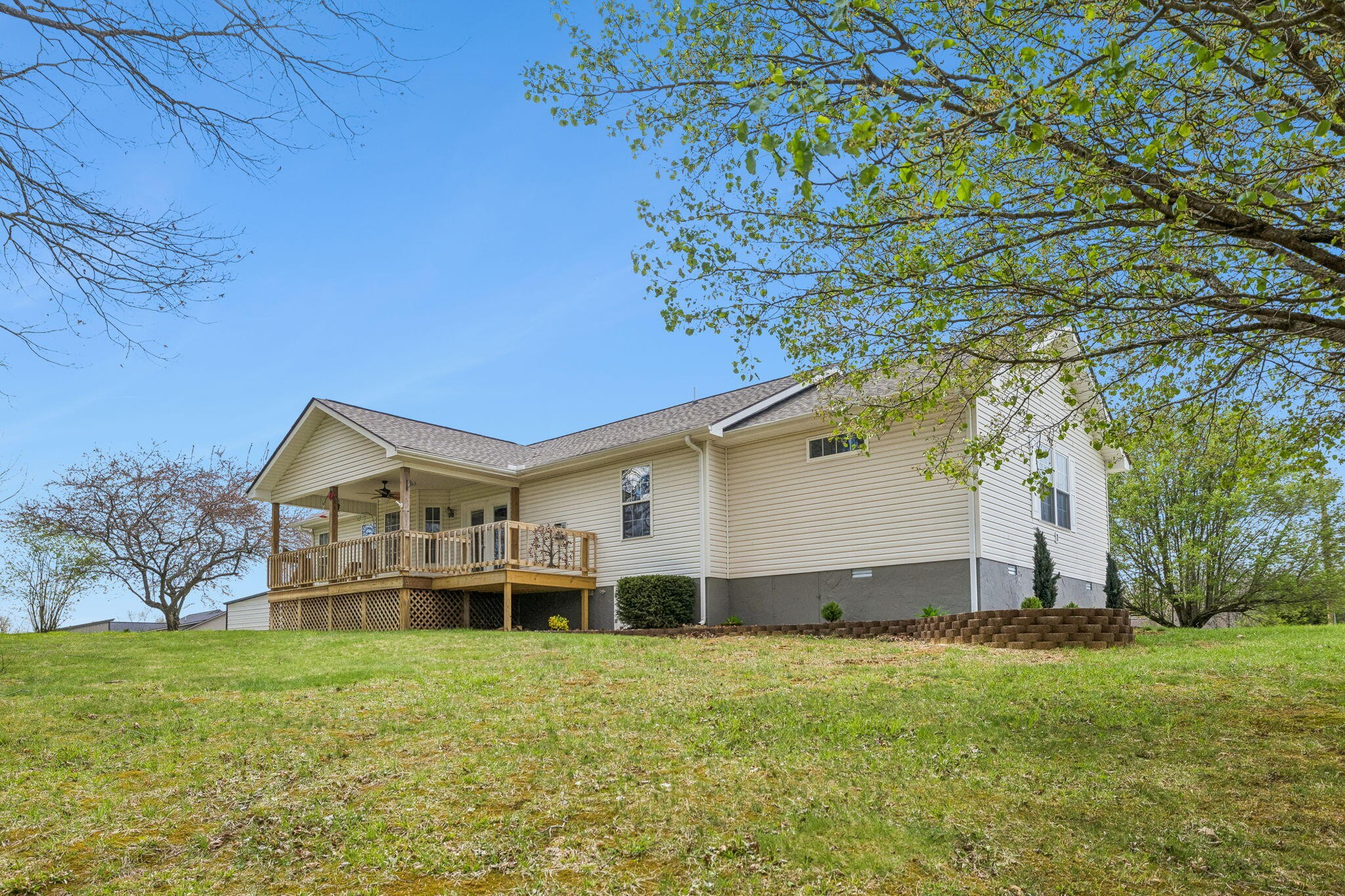 18 Sundown Lane Crossville TN 38571