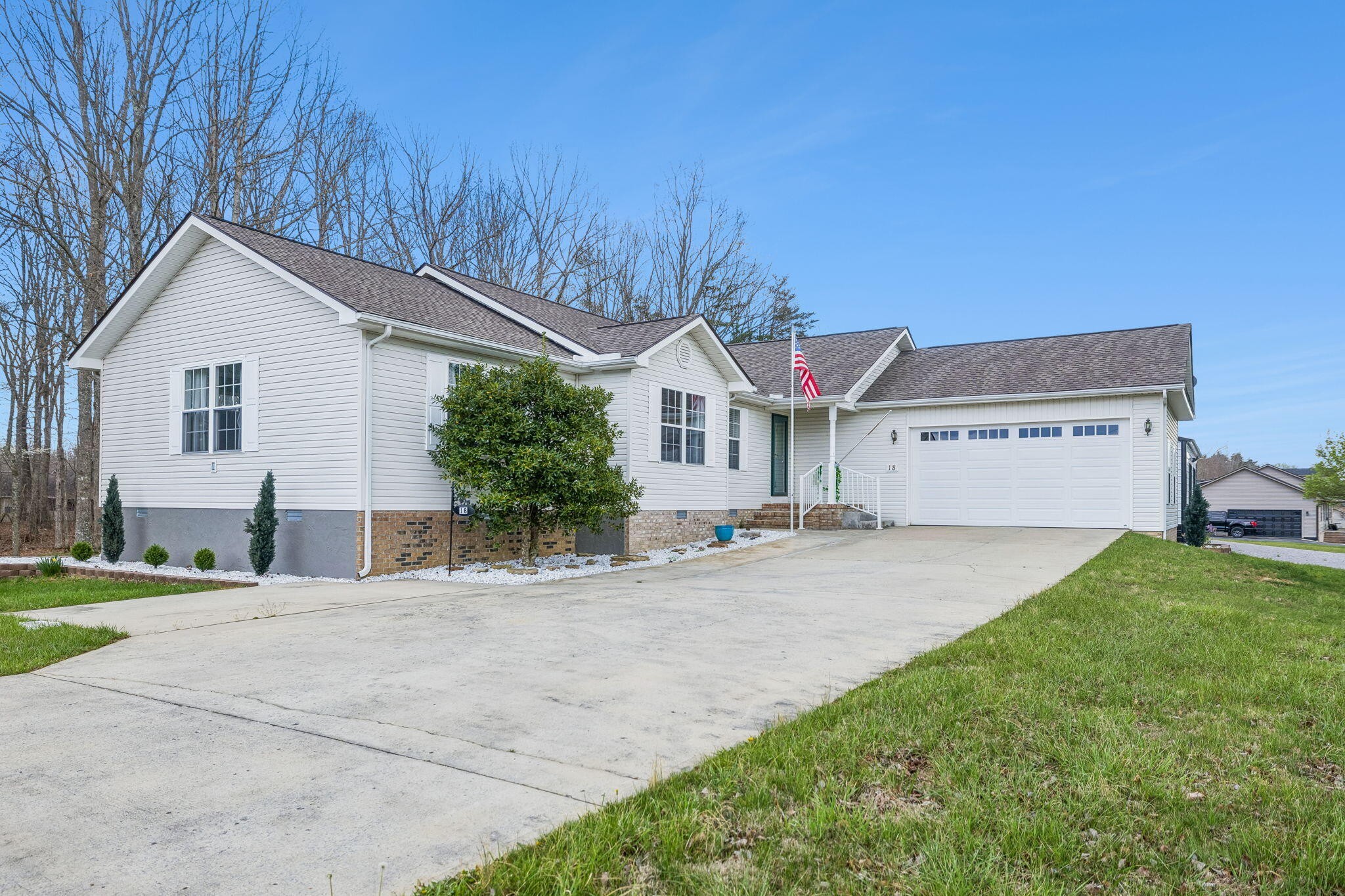 18 Sundown Lane Crossville TN 38571