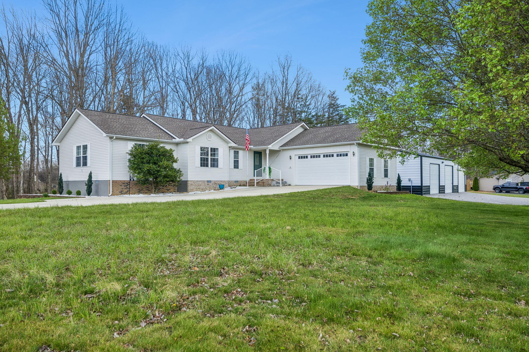 18 Sundown Lane Crossville TN 38571