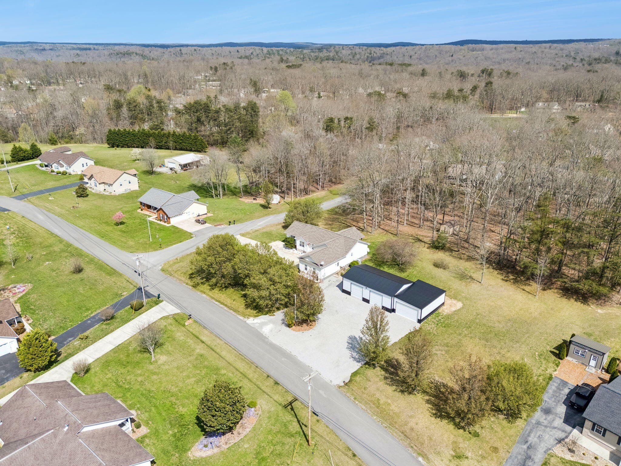 18 Sundown Lane Crossville TN 38571