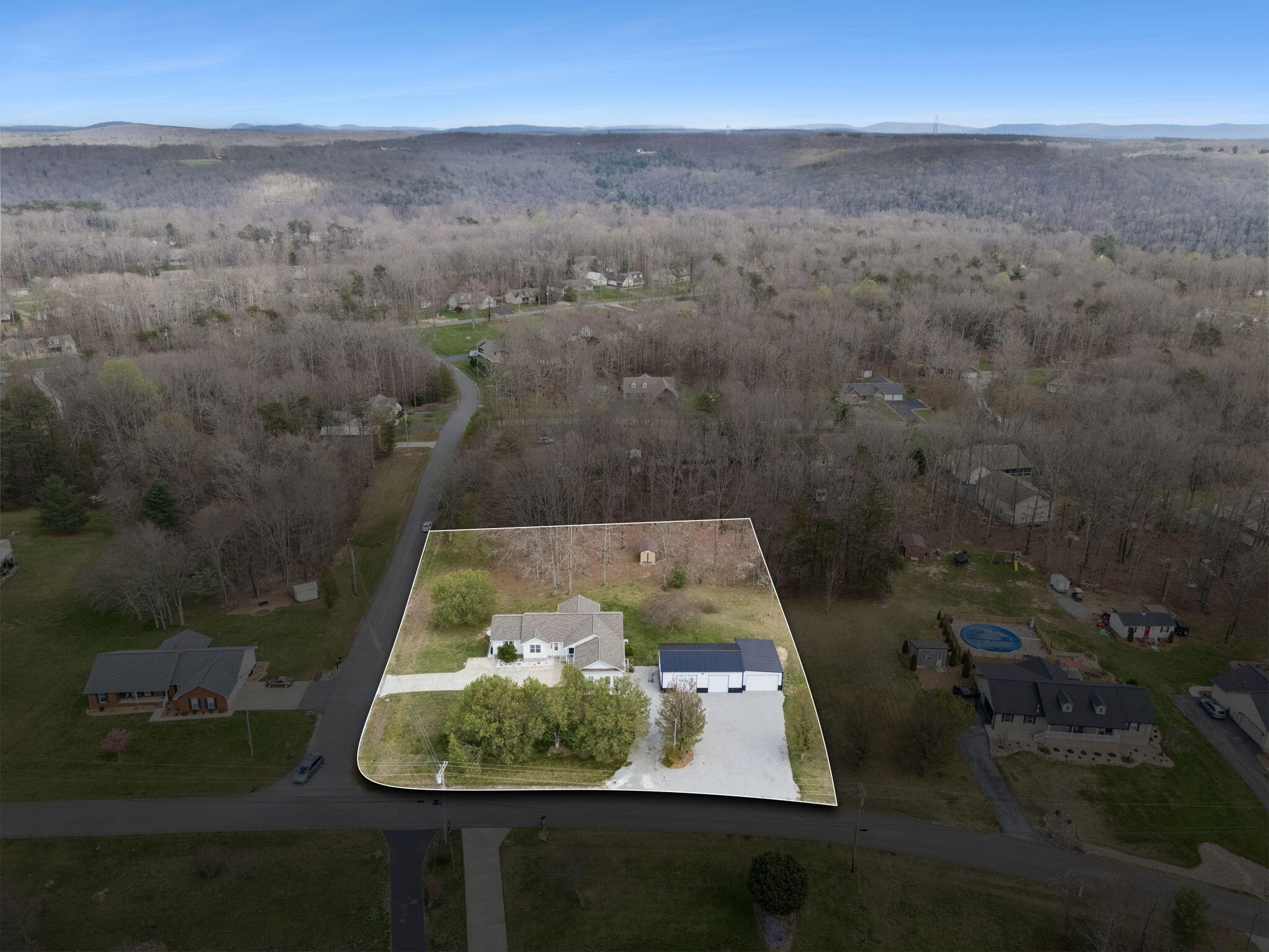 18 Sundown Lane Crossville TN 38571
