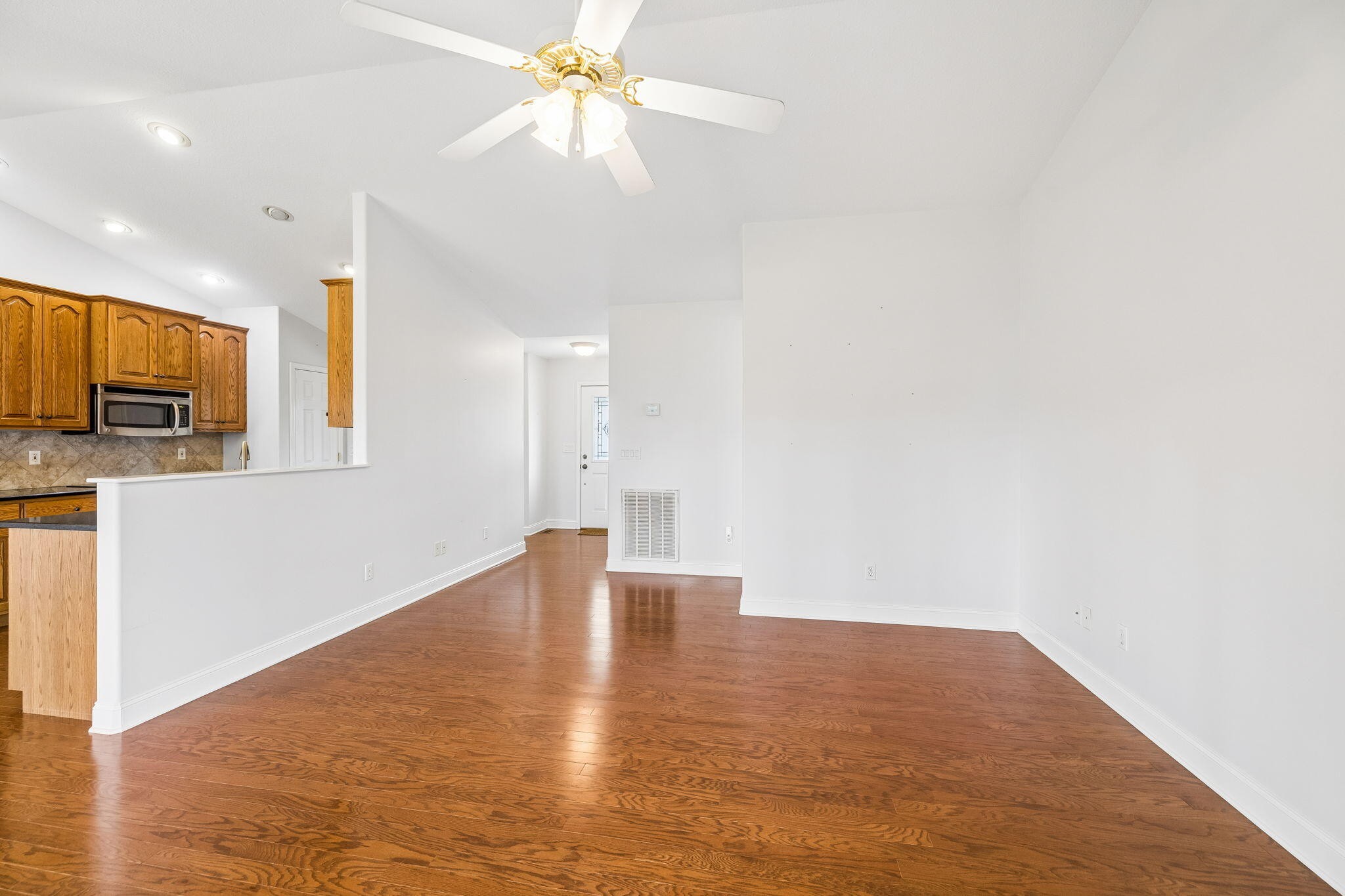 18 Sundown Lane Crossville TN 38571