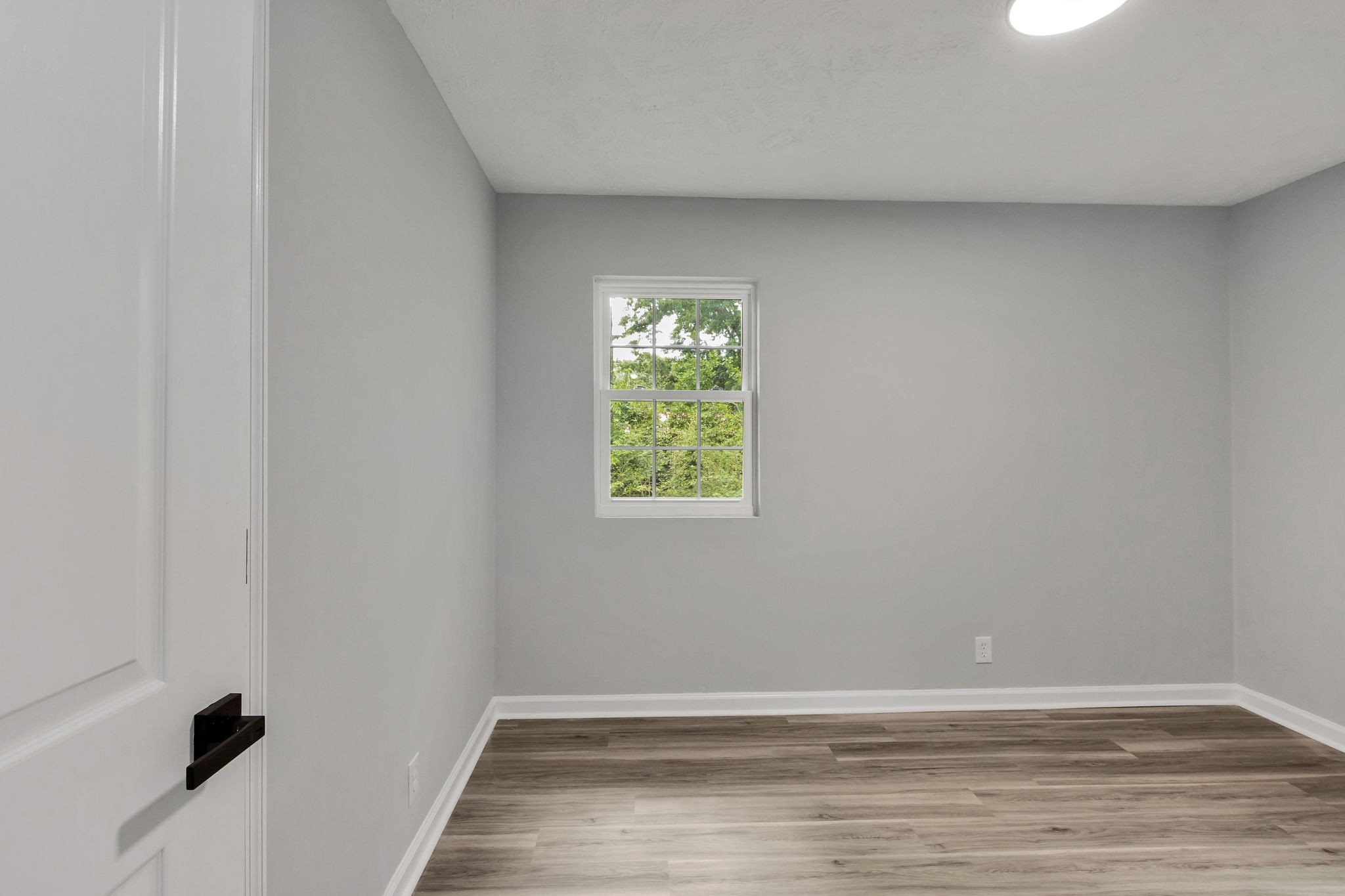 1907 Russell Drive Murfreesboro TN 37130