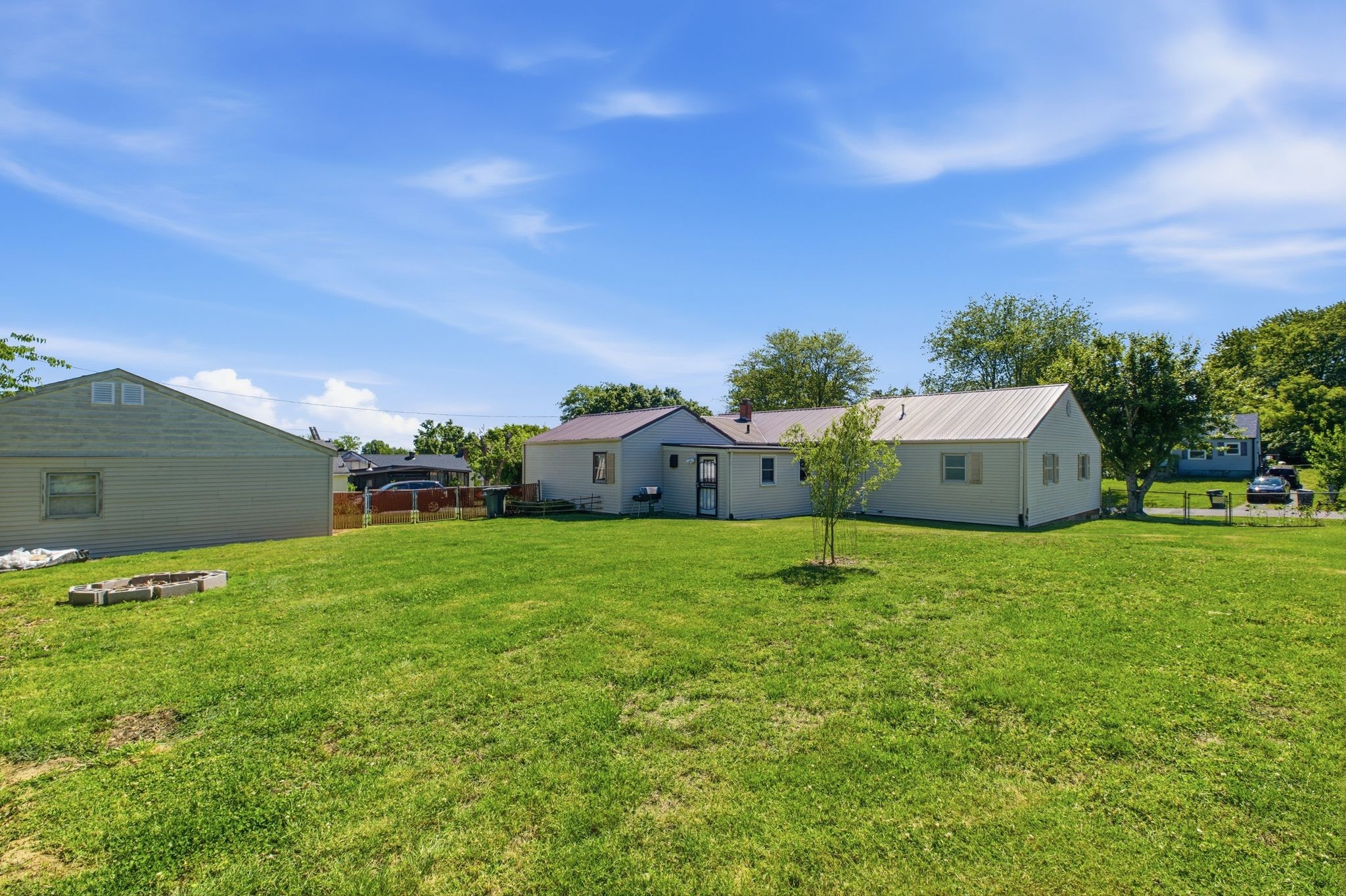 442 Crescent Drive Springfield TN 37172