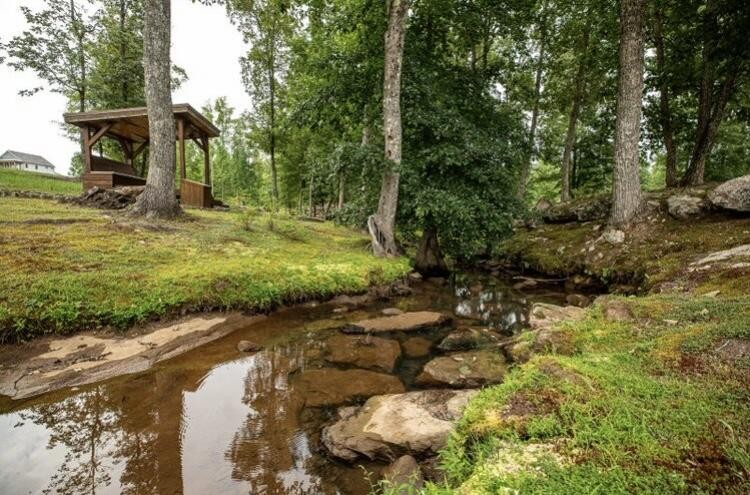 3290 Crockett Point Jasper TN 37347