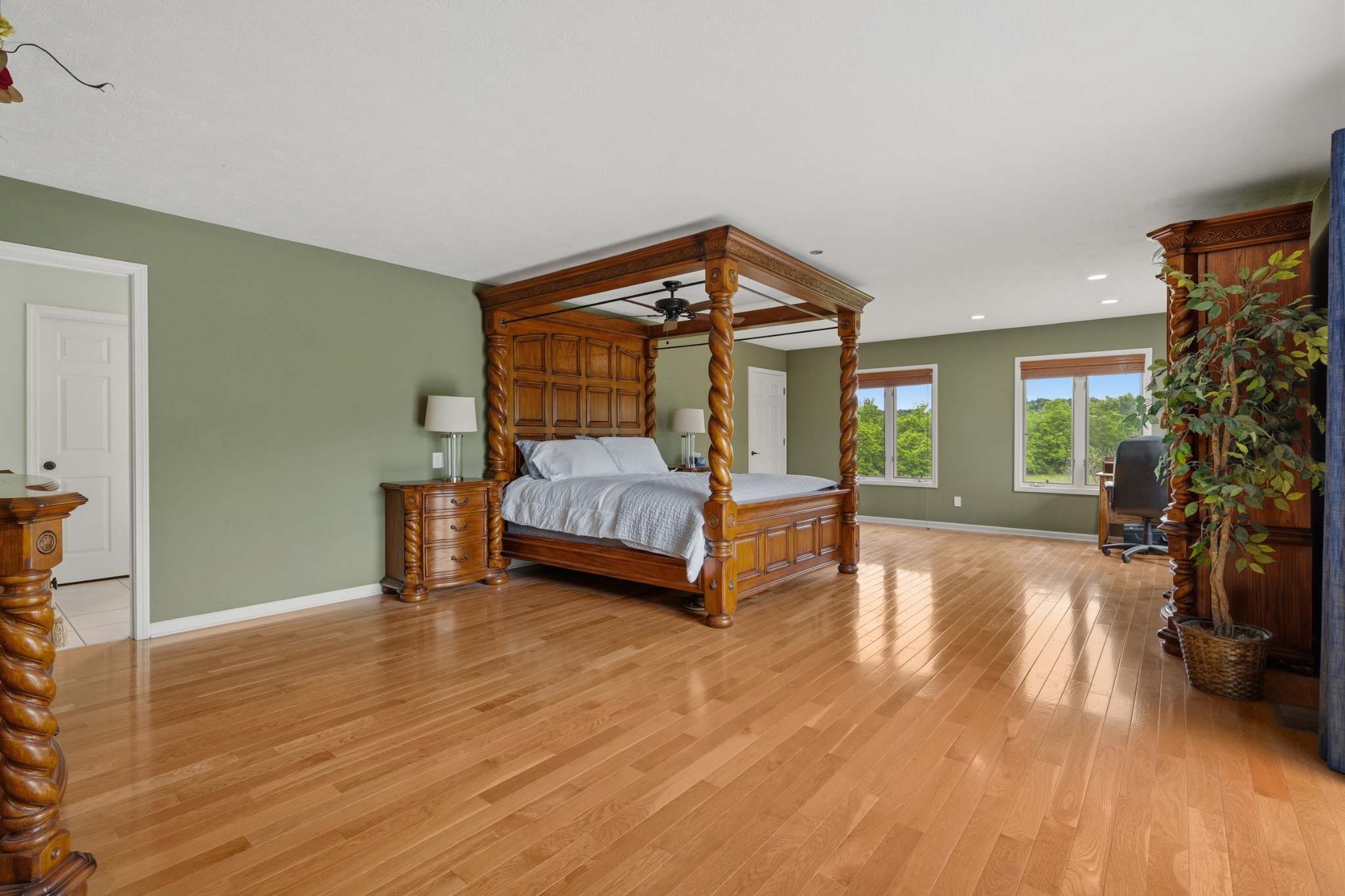 6052 Morganton Road Greenback TN 37742