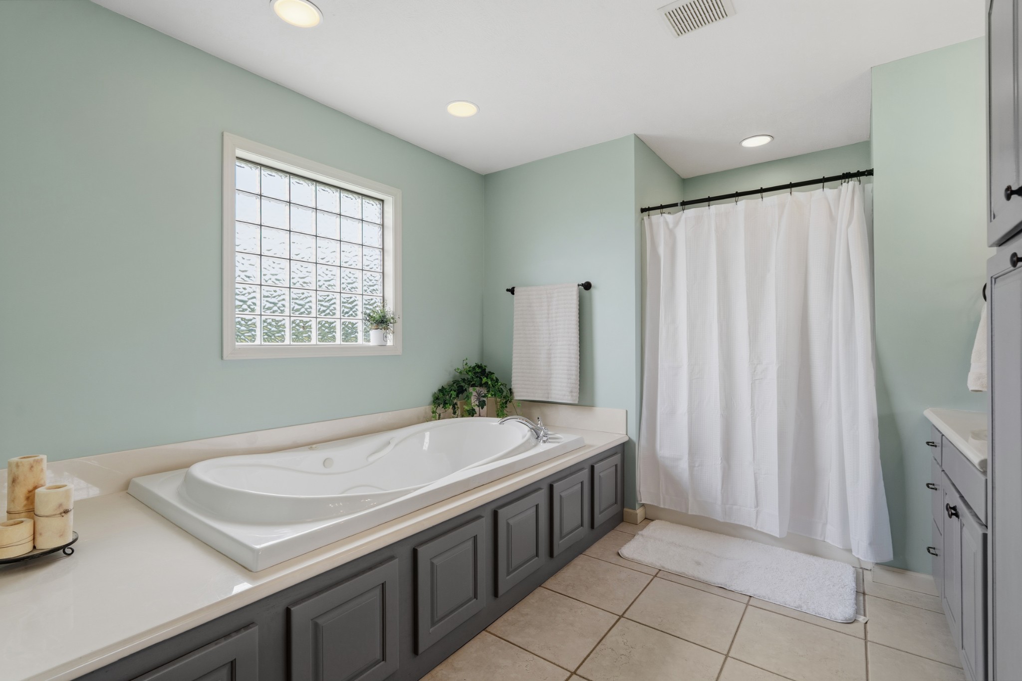 6052 Morganton Road Greenback TN 37742