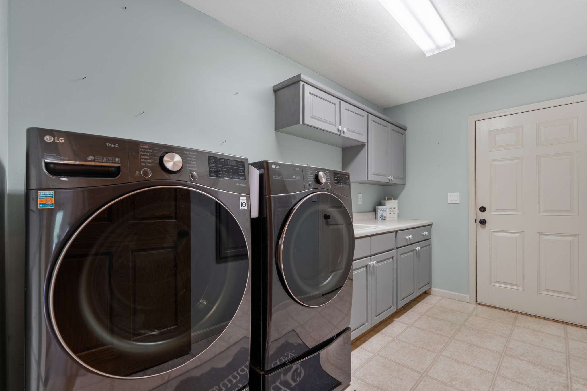 6052 Morganton Road Greenback TN 37742