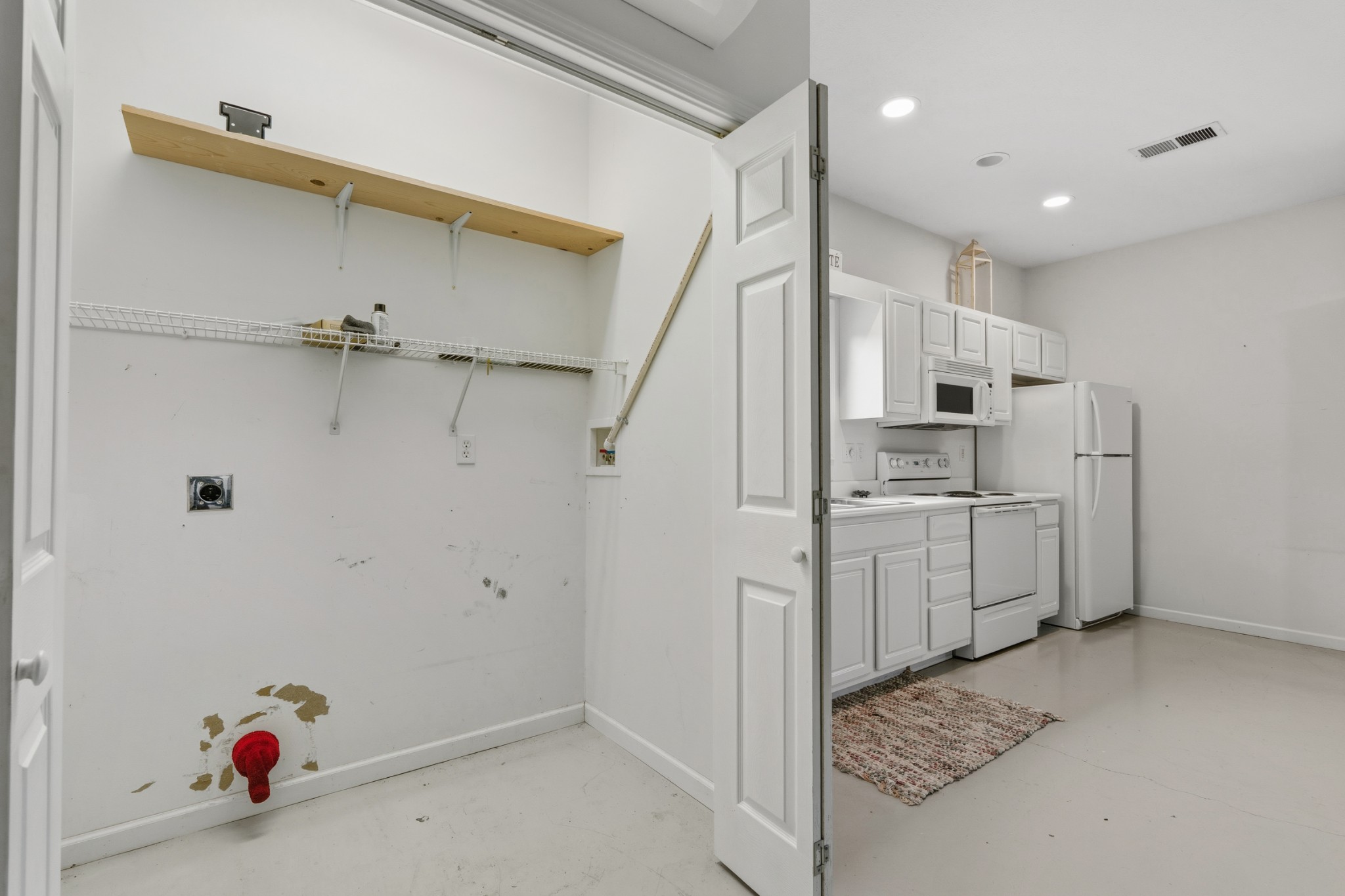 6052 Morganton Road Greenback TN 37742