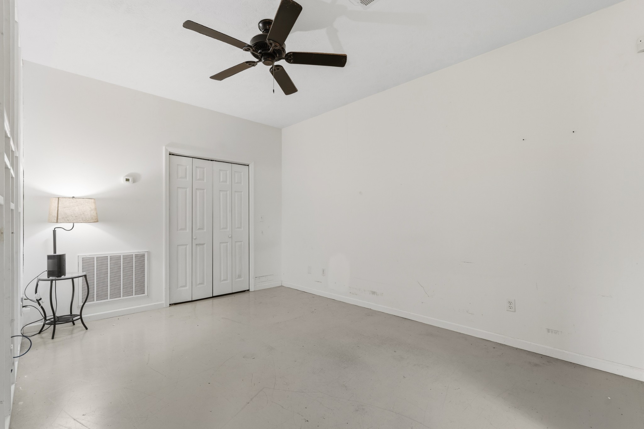 6052 Morganton Road Greenback TN 37742