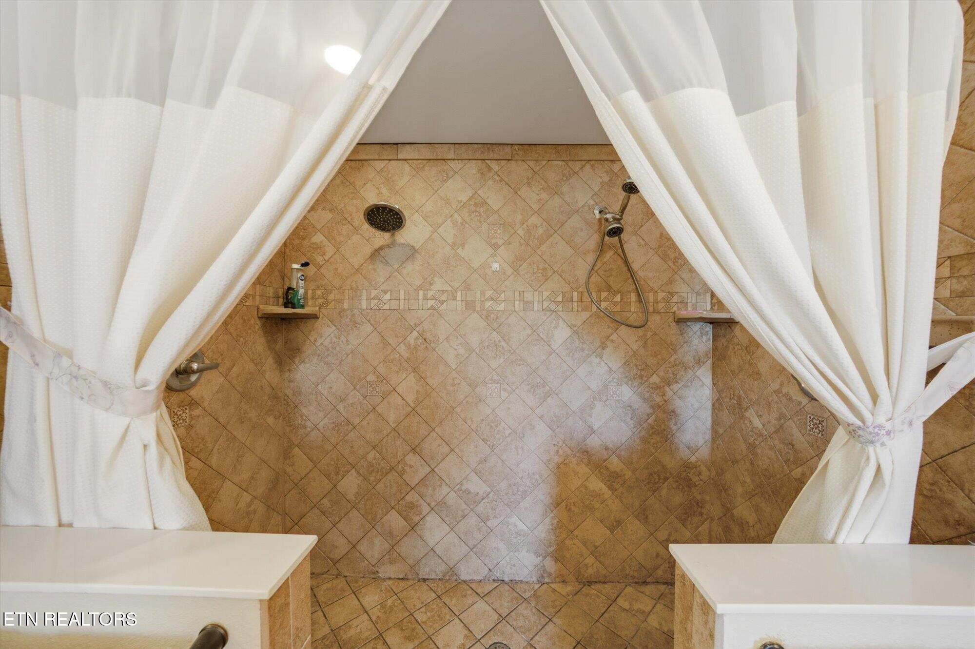 180 Old Sink Church Road Tellico Plains TN 37385