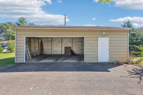 404 8th Ave, N Decherd TN 37324